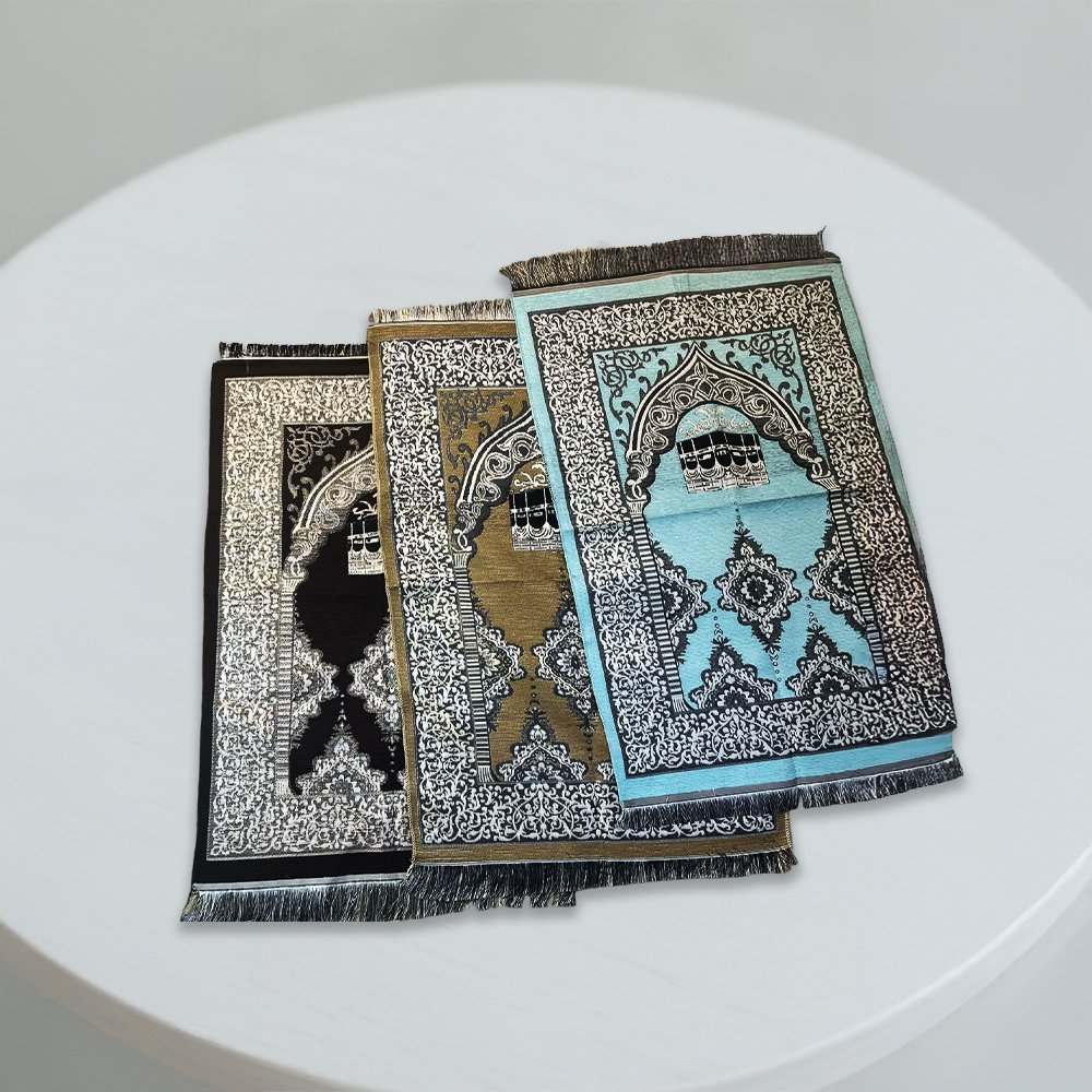 Large cloth prayer rug