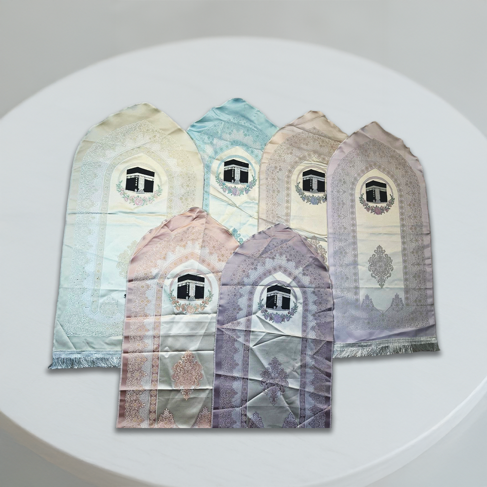 Silk prayer mat